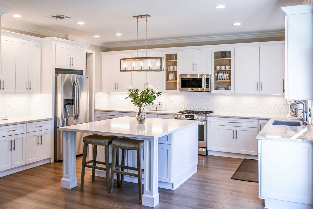 White Shaker Cabinets Create a Timeless Kitchen Design