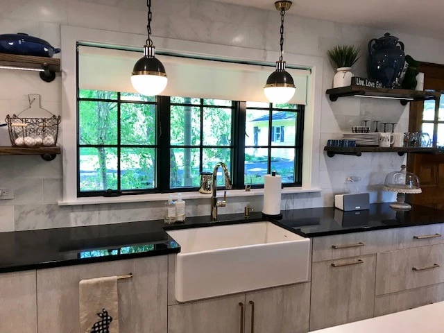 apron sink in a farmhouse kitchen design